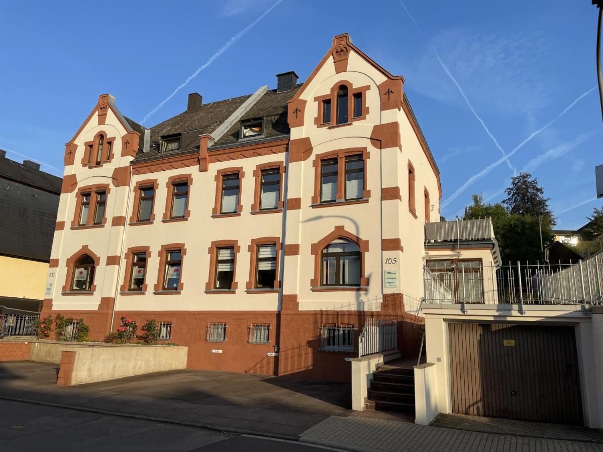 Ferienwohnung Berggarten Saarburg Ngoại thất bức ảnh